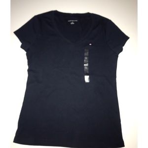 NWT Tommy Hilfiger T-Shirt Size L